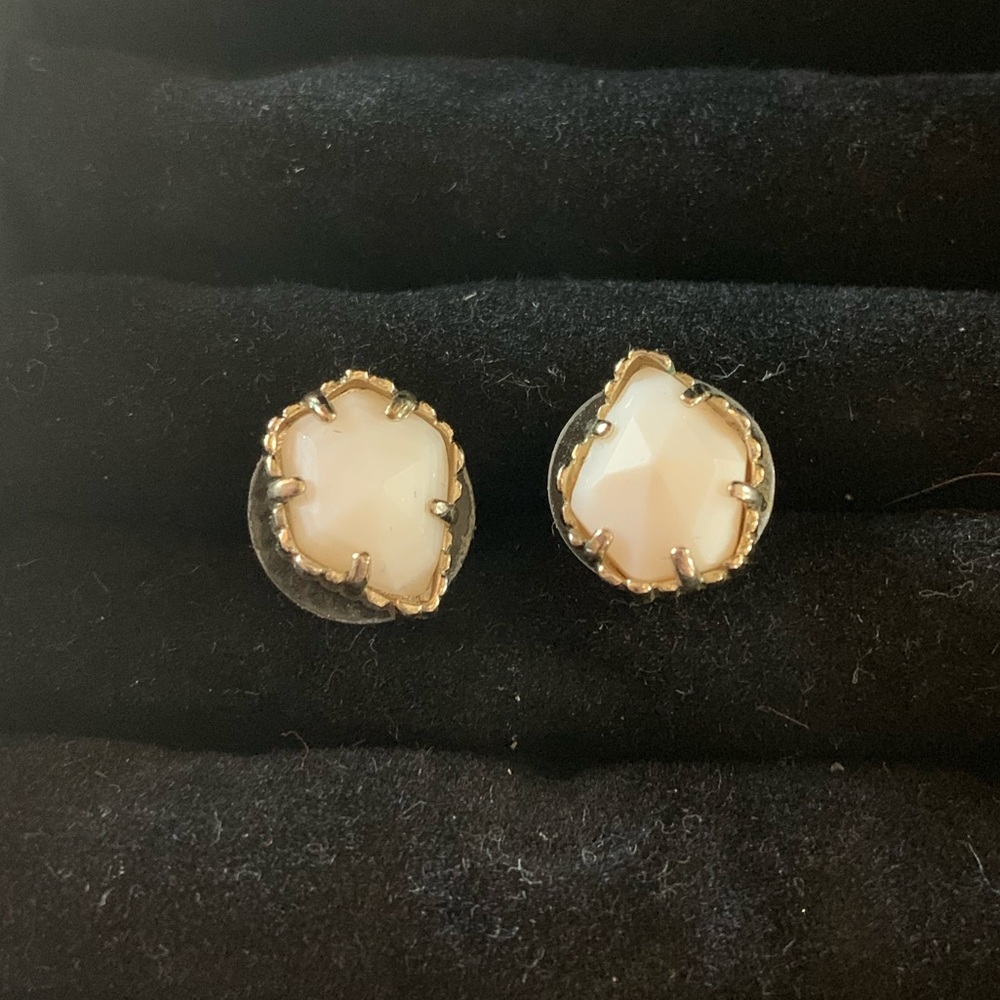 White Kendra Scott earrings!